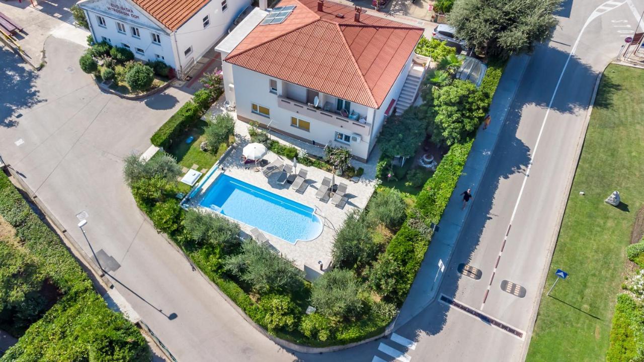 Meri Baska  Exterior photo